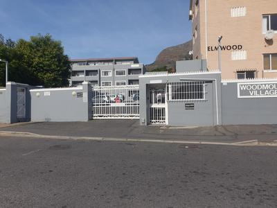 Apartment / Flat For Sale in Woodstock Upper, Cape Town